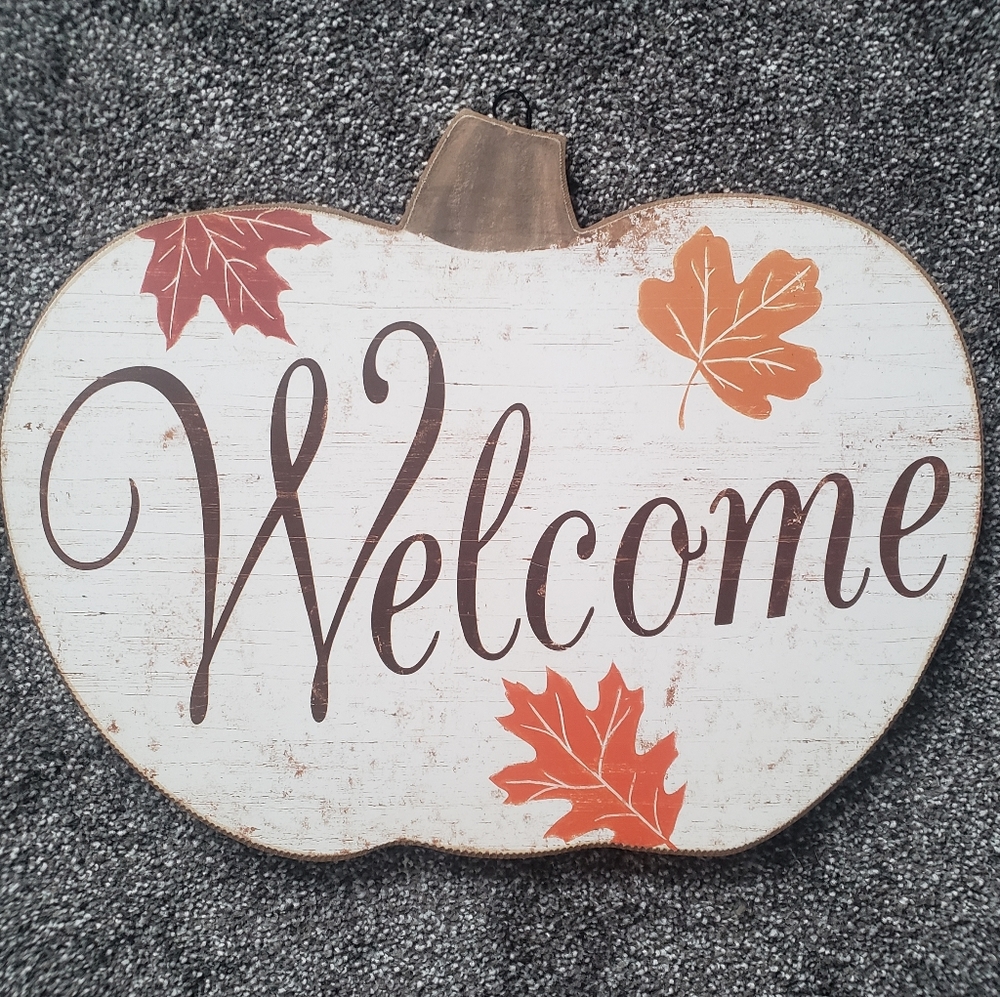 Rustic Welcome door hanger